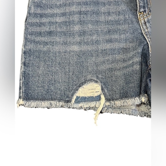 Old Navy Girls High Rise Adjustable Waist Denim Shorts For Youth. Size :16 Plus - Picture 6 of 6